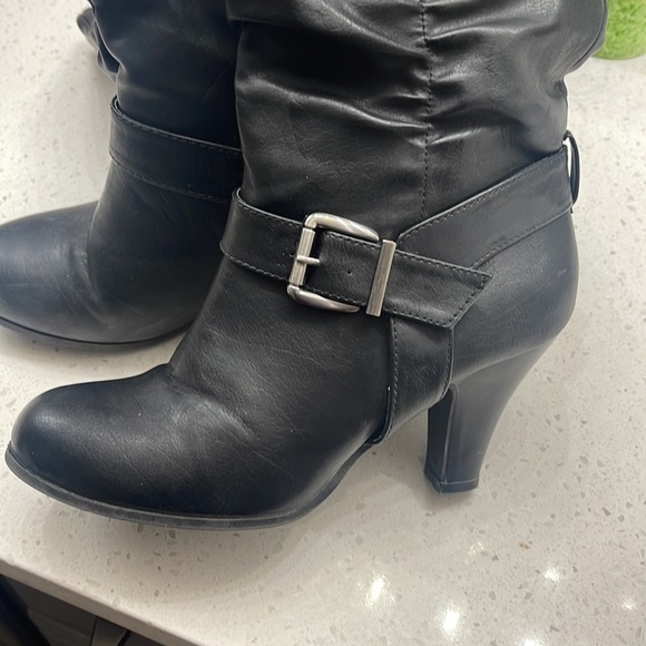 SO boots - Picture 3 of 5